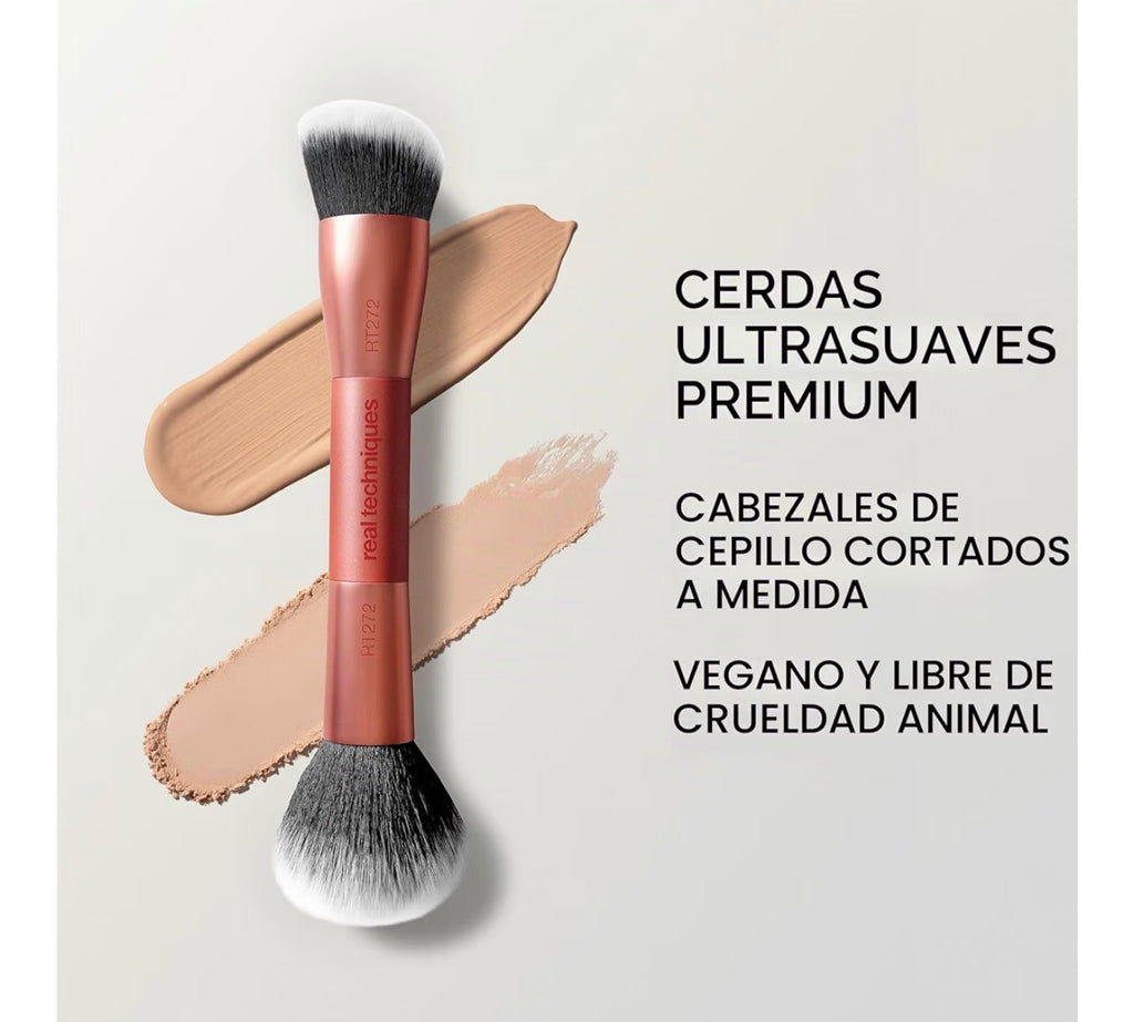 Liquid & Powder Base Brush Real Techniques