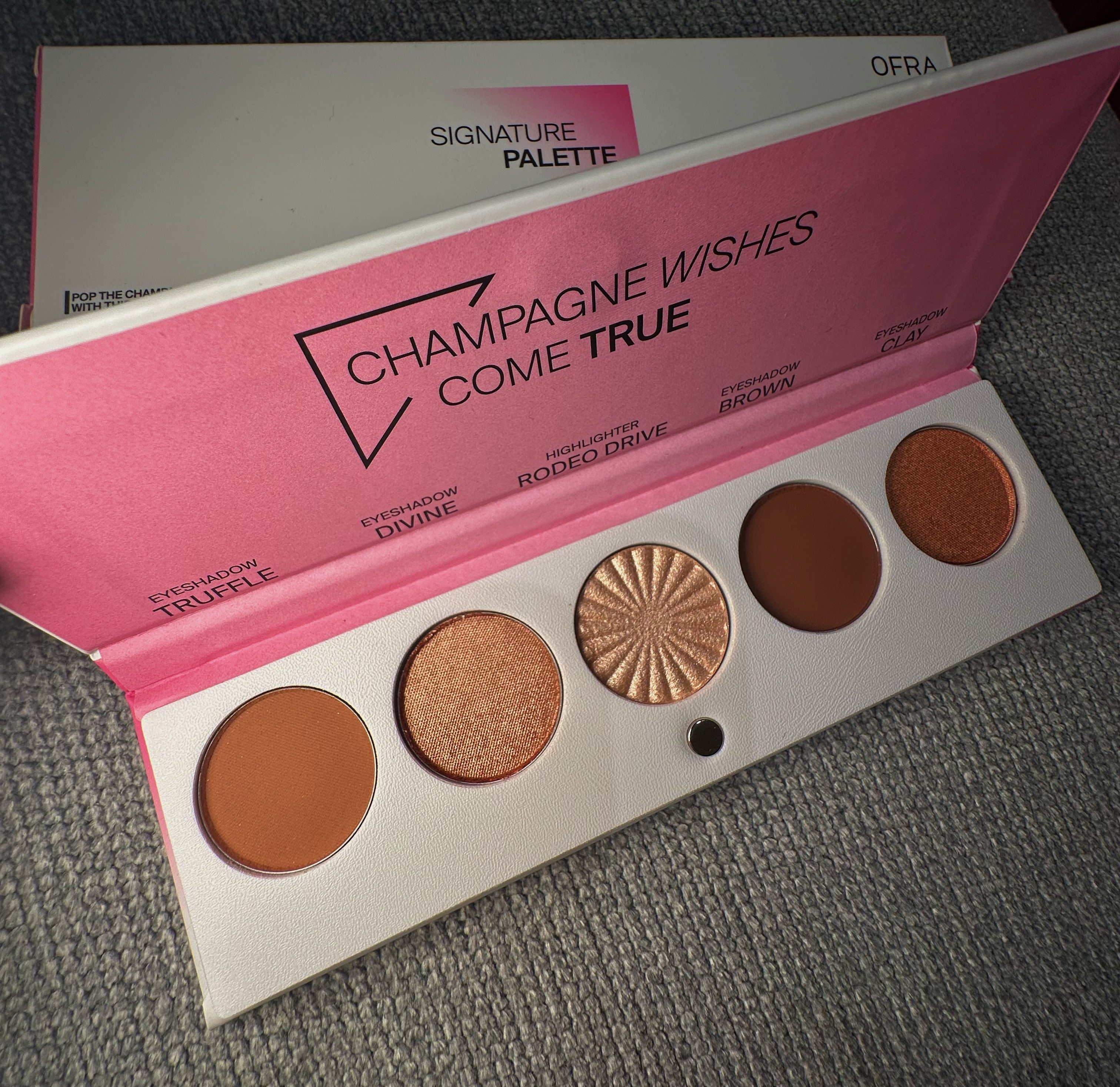 Signature Palette Luxe OFRA